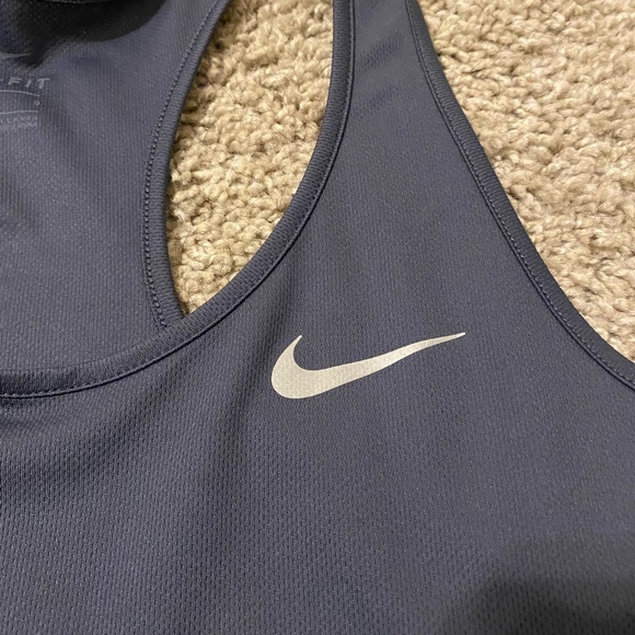 Nike charcoal grey dri fit tank - Picture 7 of 8